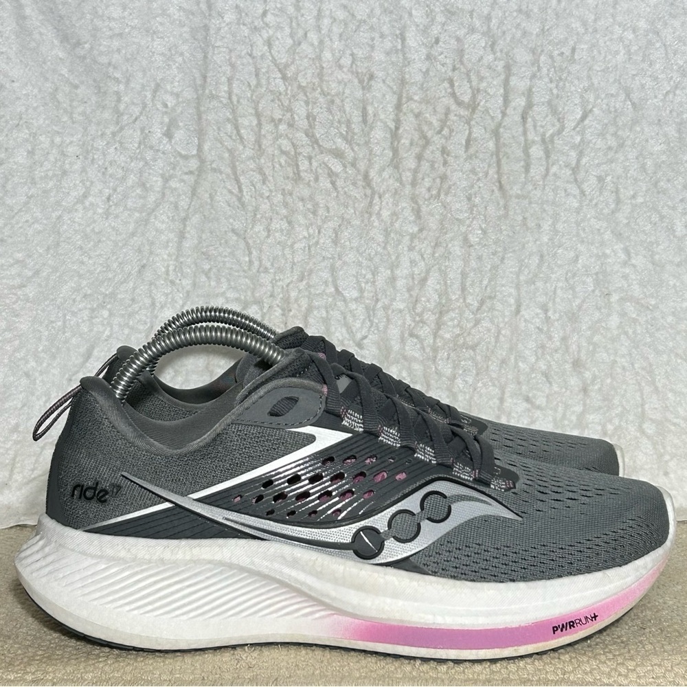 Saucony Womens Cinder Orchard Ride 17 Running Athletic Sneakers Shoes SZ US 9.5